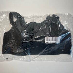 Victoria’s Secret Featherweight Max Sports Bra Size 38DDD